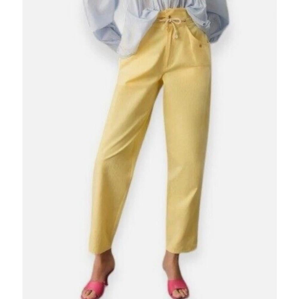 Anthropologie Antik Batik Kim
Trouser Size 42/Large
Buttercream Yellow - NEW